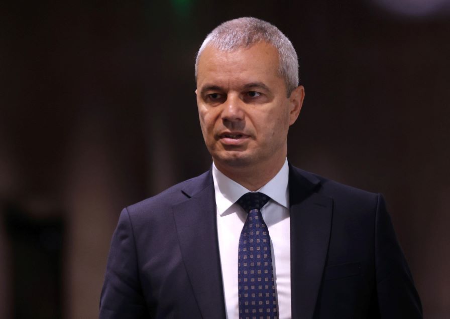 Скандал, обявиха лидера на „Възраждане“ Костадин Костадинов за мъртъв