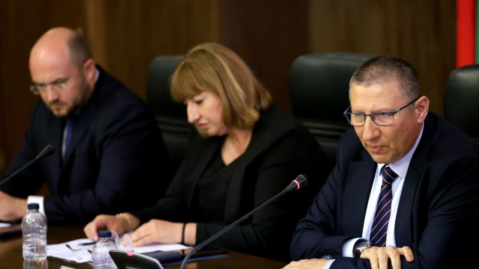 Бързо и качествено професионално изготвяне на експертните заключения и не