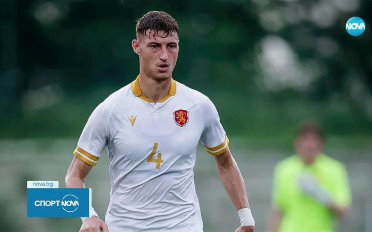 Росен Божинов игра цял мач за Антверп при равенство срещу Шарлероа