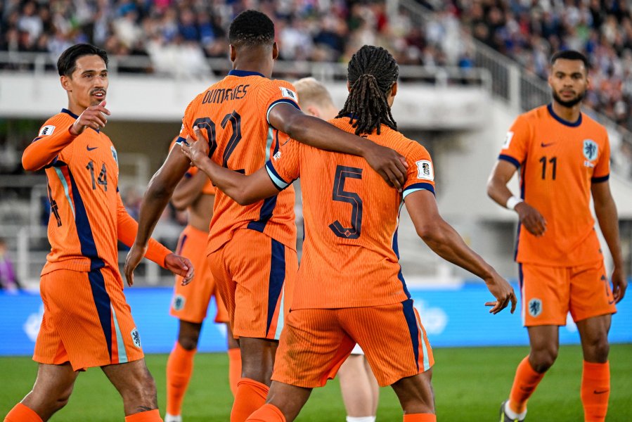 Финландия Нидерландия1