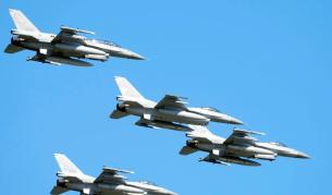 Военният министър: Нямаме възможност да закупим изтребители F-16 втора ръка