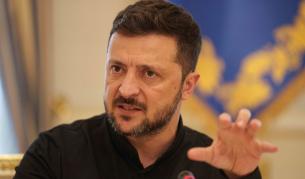 <p>Зеленски алармира за плановете на Русия</p>