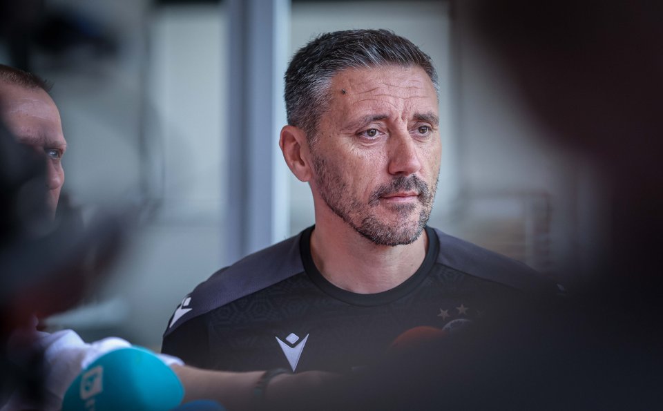 Пресконференция на Душан Керкез преди старта на лятната подготовка на1