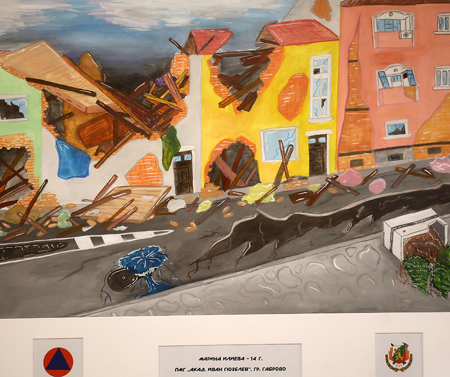 <p>В галерия &bdquo;ИКАР&rdquo; е третата съвместна изложба на ГДПБЗН и галерия &bdquo;ИКАР&rdquo;.</p>