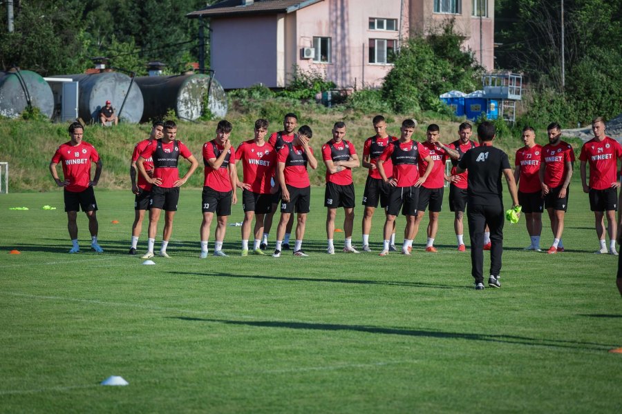 Тренировка на ЦСКА на базата в Панчарево1