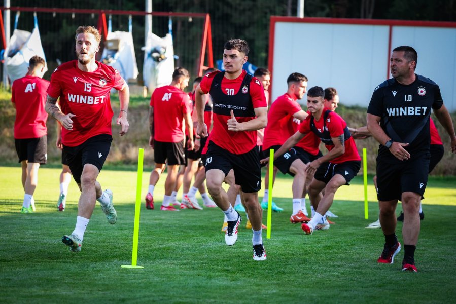 Тренировка на ЦСКА на базата в Панчарево1