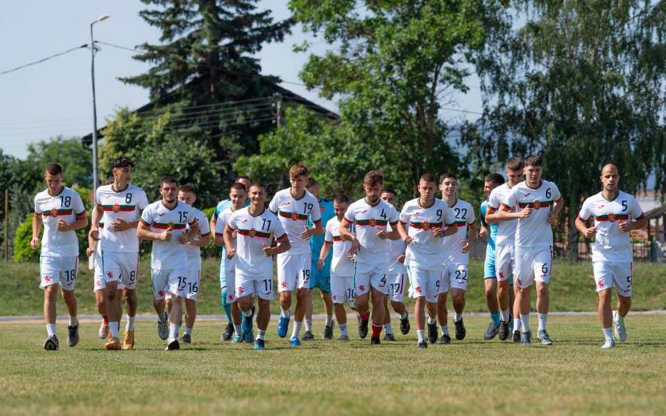 Отборът на свободните агенти се готви за два контролни мача