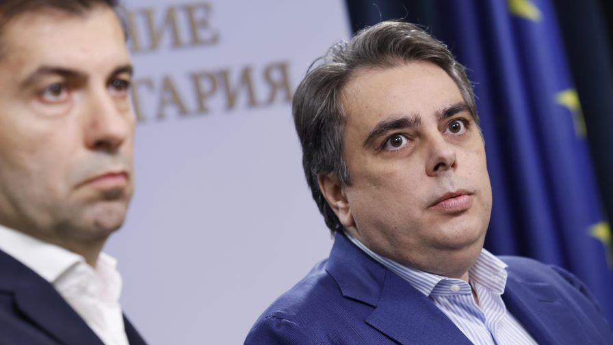 <p>След оставка на Кирил Петков и скандалите в ПП: Какви ще са последствията</p>