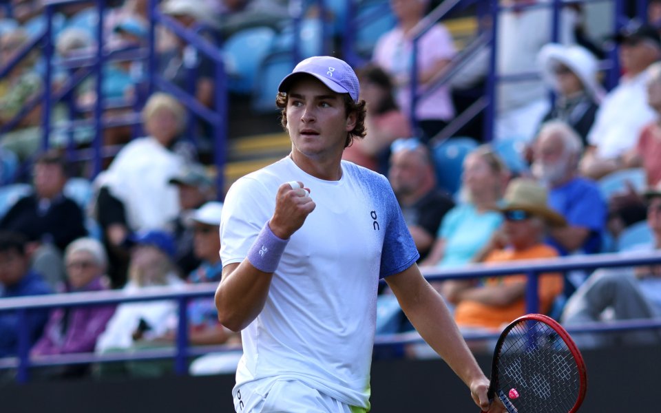 Нова тенис сензация: 19-годишният Фонсека ликува в Базел