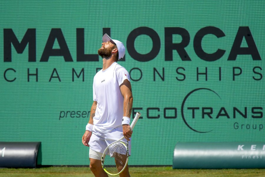 Корентен Муте Талон Грийкспор1