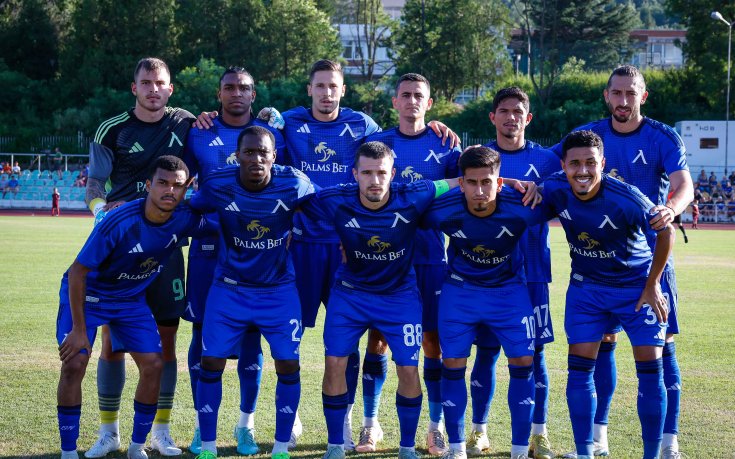 Левски представя отбора срещу Берое