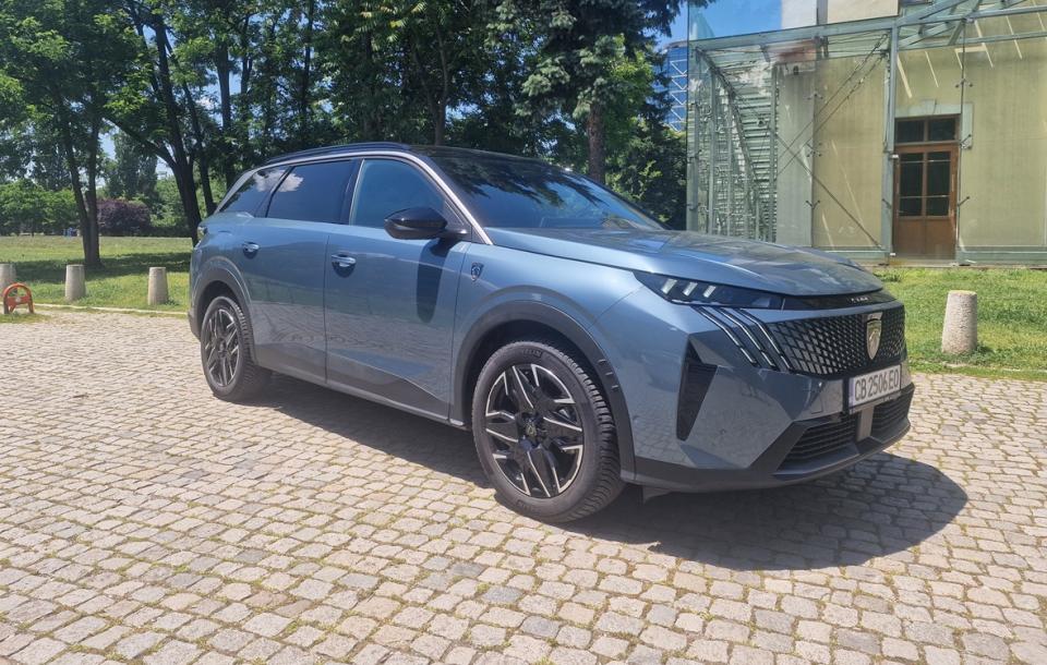 Peugeot 5008 Отговорни на пътя