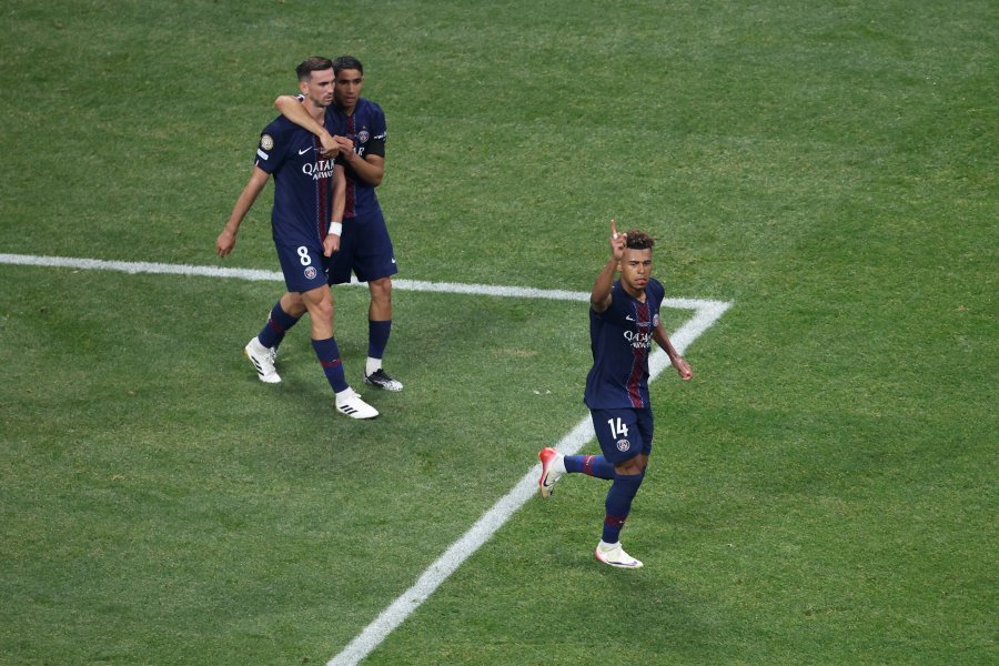 Пари Сен Жермен Байерн1