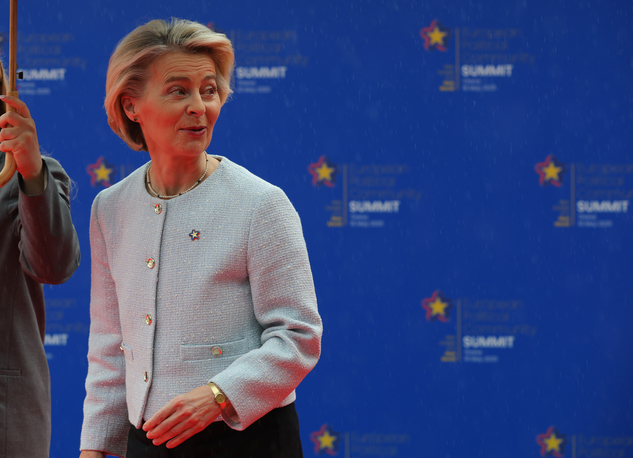 <p>&quot;Кралица&quot; Урсула фон дер Лайен в снимки.</p>