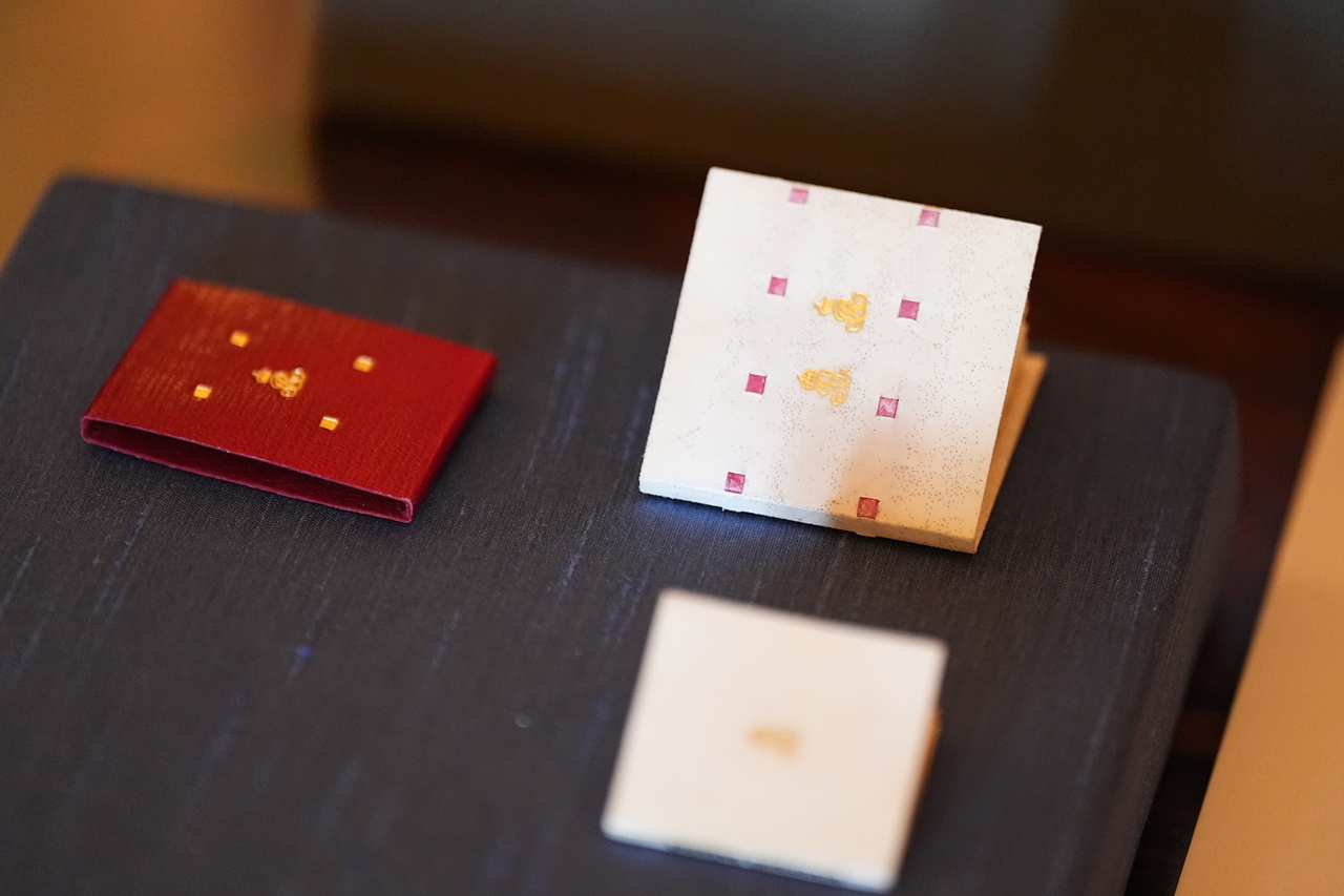 <p>Великобритания посреща Макрон с помпозност и церемонии.</p>