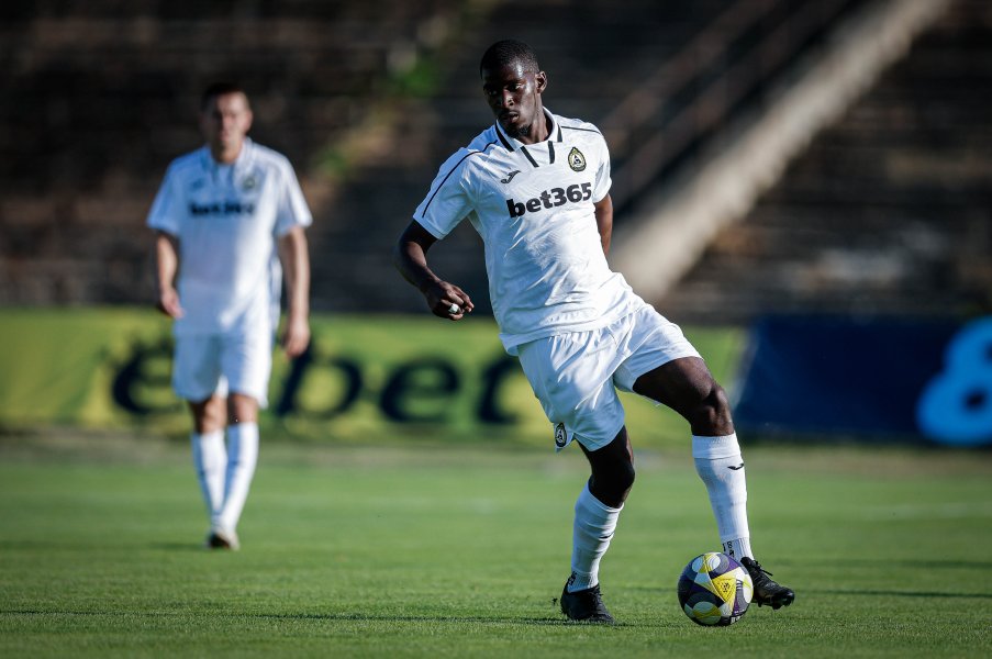 Славия Марек Дупница1