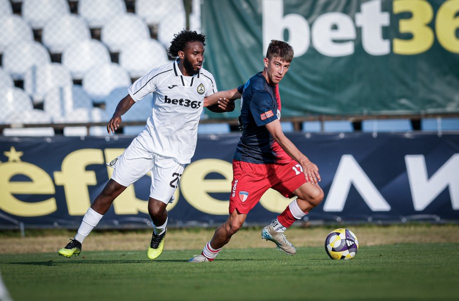 Славия Марек Дупница1