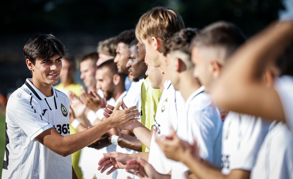 Славия Марек Дупница1