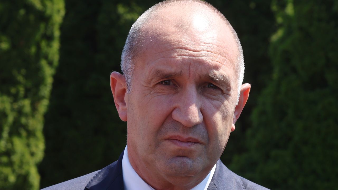 Радев наложи вето върху промените в Закона за държавната собственост