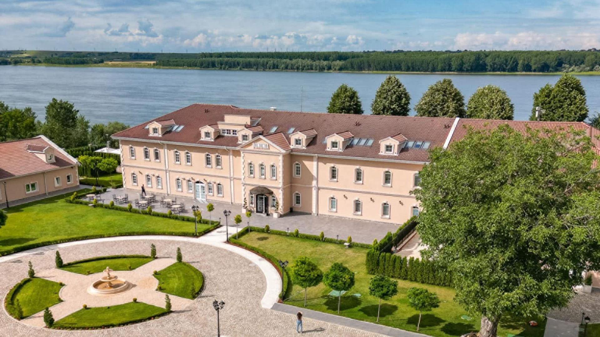 Винарска изба Бонония Естейт за пореден път утвърди на международна