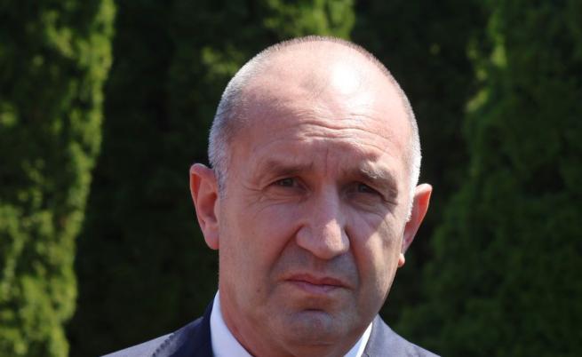 Радев: Категорично не приемам внушенията, че саботирам работата на правителството