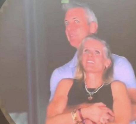 В една лятна вечер под звуците на Coldplay и сред