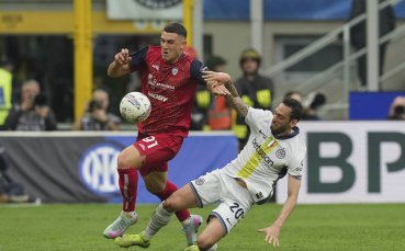 Каляри продава нападател на Уест Хем