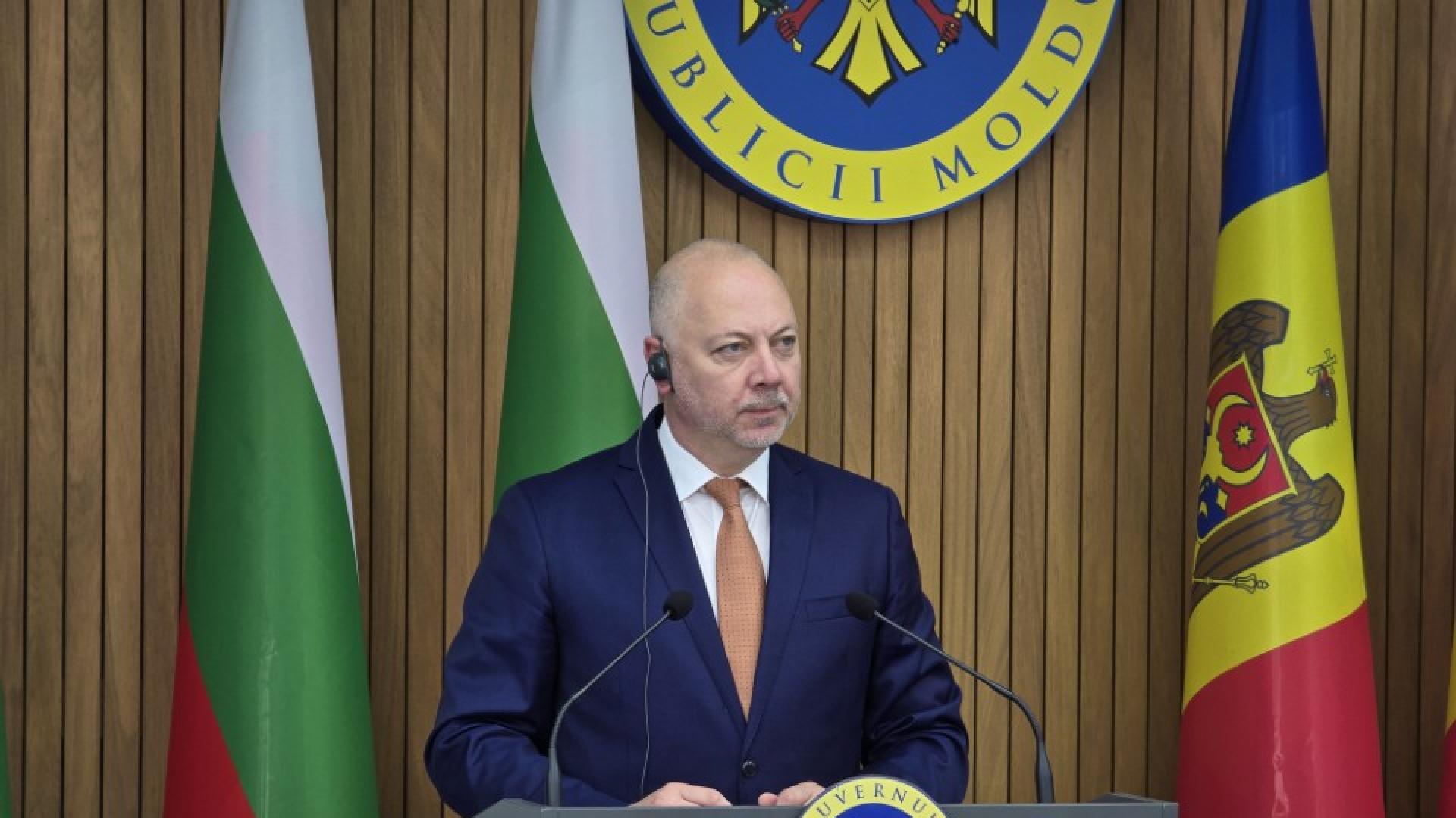 Премиерът Росен Желязков призова за по малко небрежност по време на