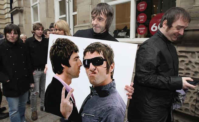 Братът на Лиъм и Ноел Галахър от Oasis е обвинен в изнасилване