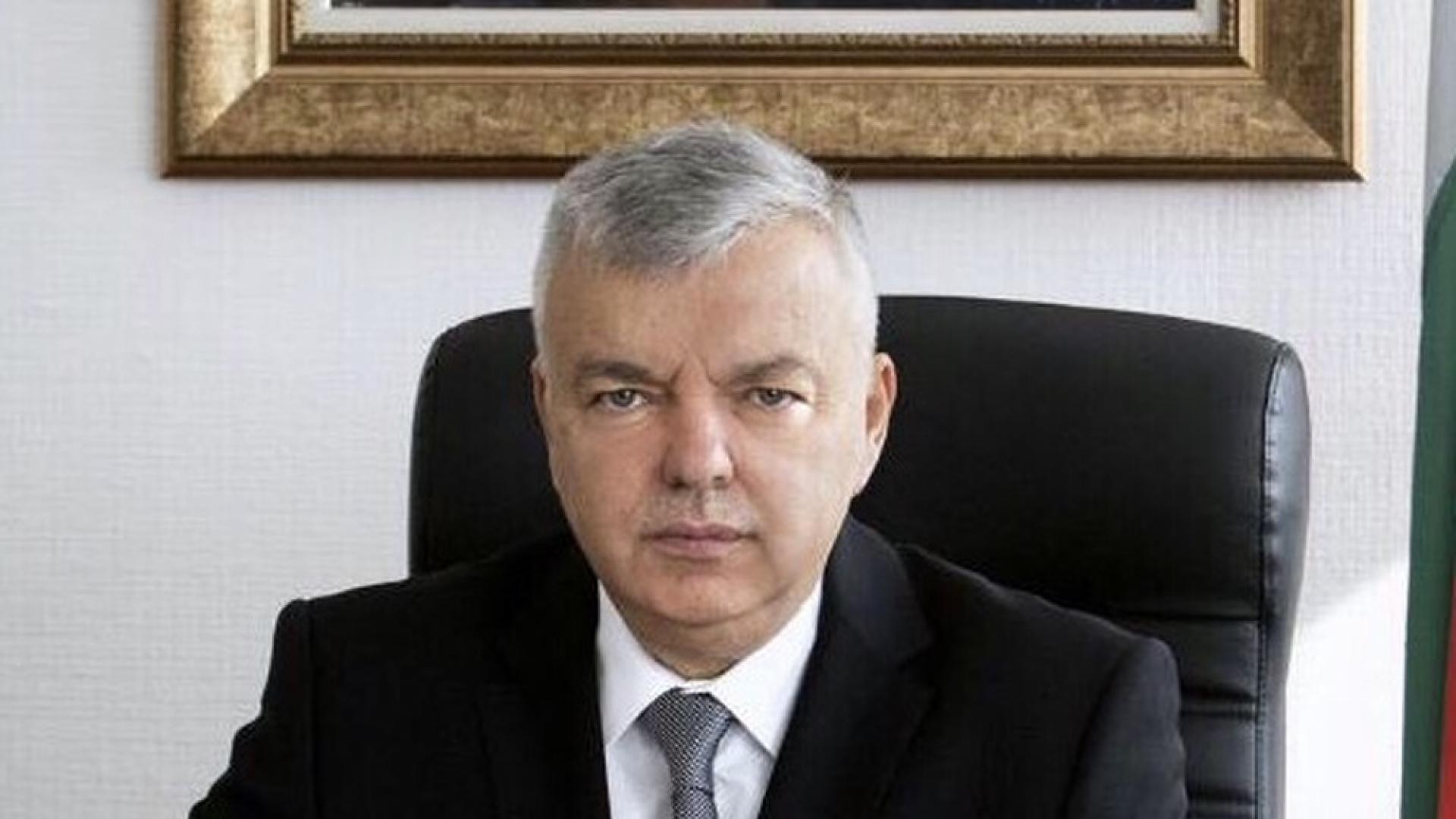 След кратко боледуване почина началникът на Националната служба за охрана