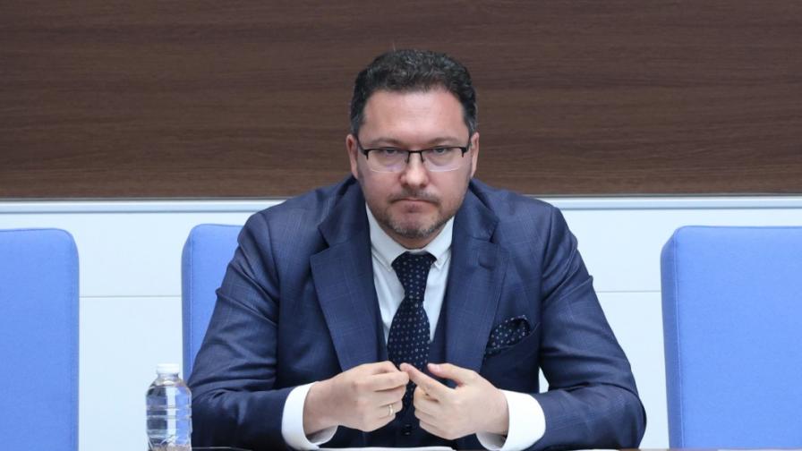 Митов: Остарял закон "връзва" ръцете на полицаите