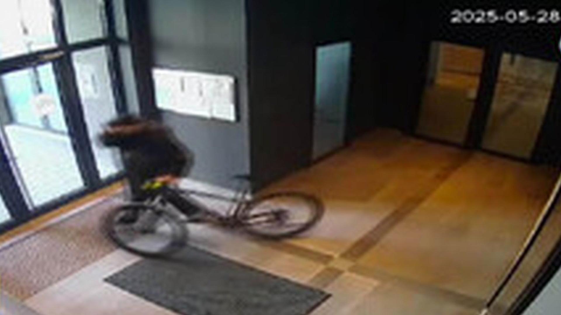 Граждански арест за сериен крадец на велосипеди Семейство от София