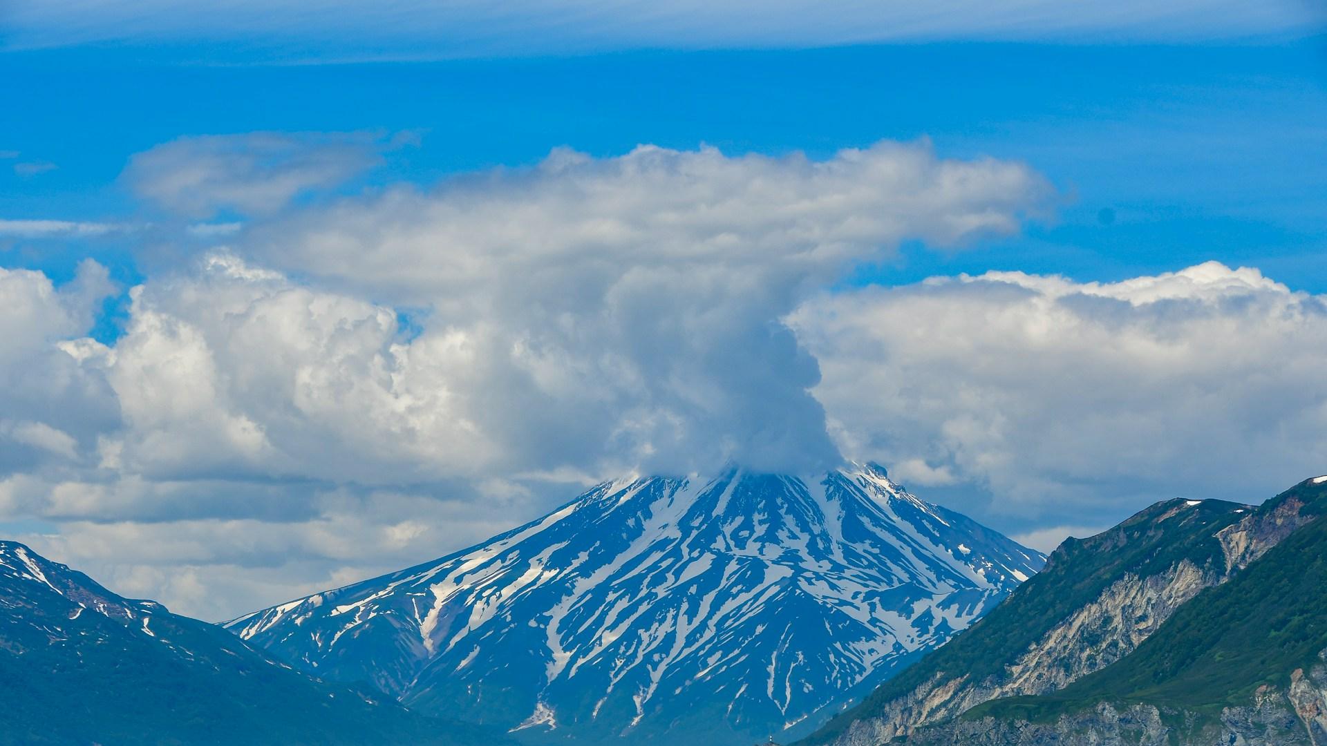 Земетресение с магнитуд 6 разтърси днес източните брегове на руския