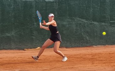 Лиа Каратанчева изпусна два мачбола и отпадна на двойки на турнир в Австрия