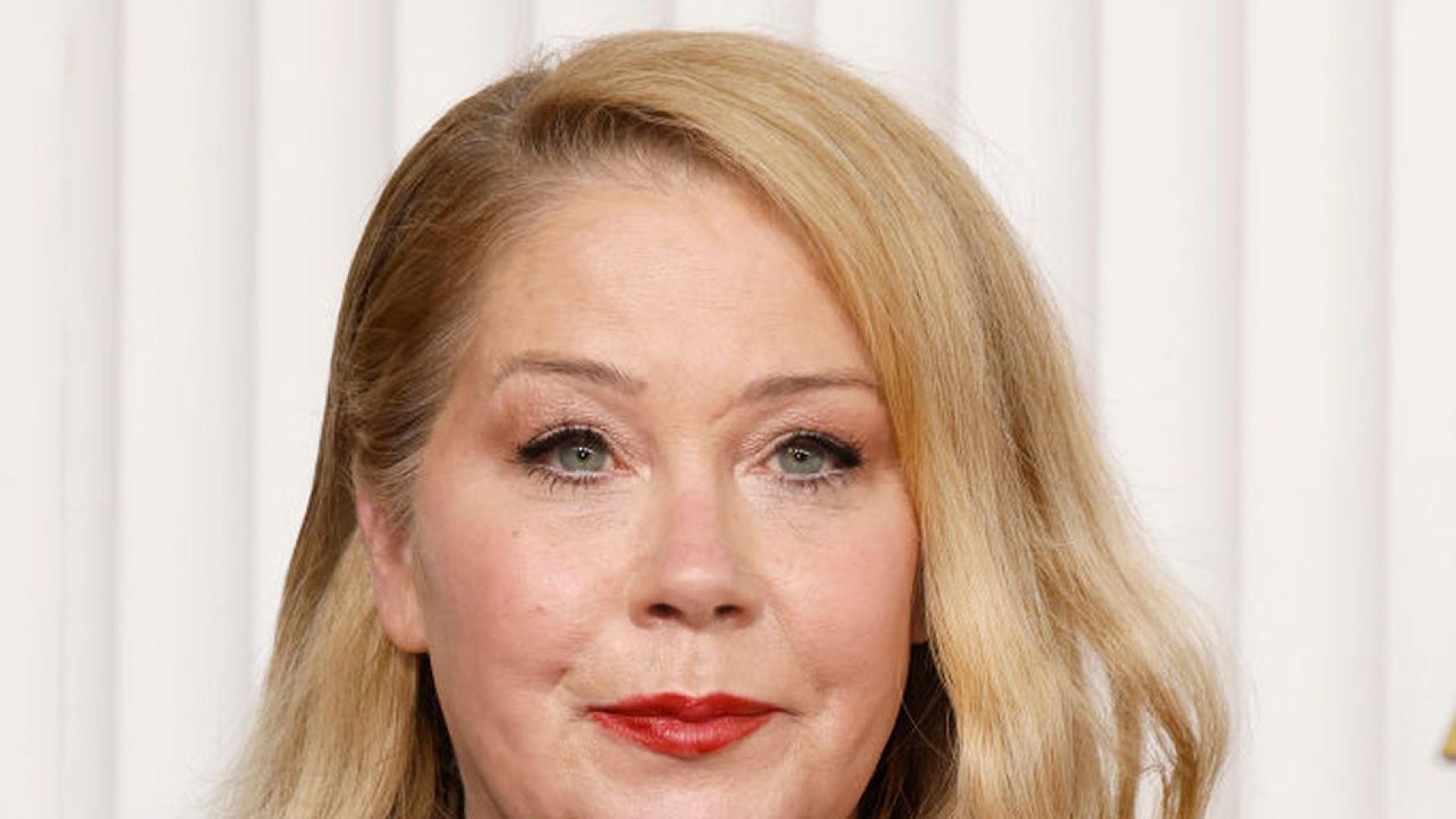 Кристина Апългейт разкри че е била приета по спешност в