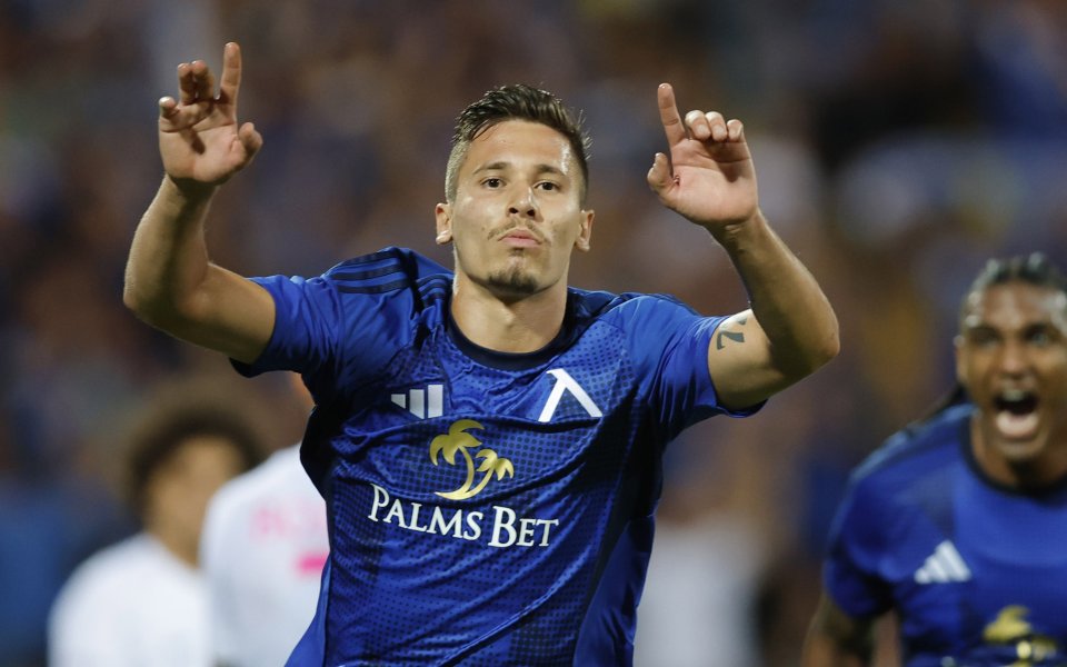 Домакинска издънка за Гурник и Рупанов