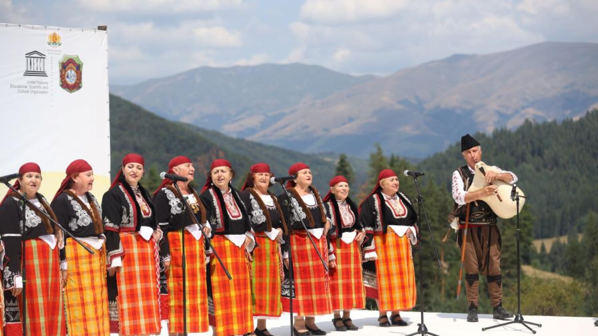 В Копривщица се провежда 13 ото издание на Националния събор на