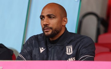 Бивш френски национал пак ще играе за Стоук Сити