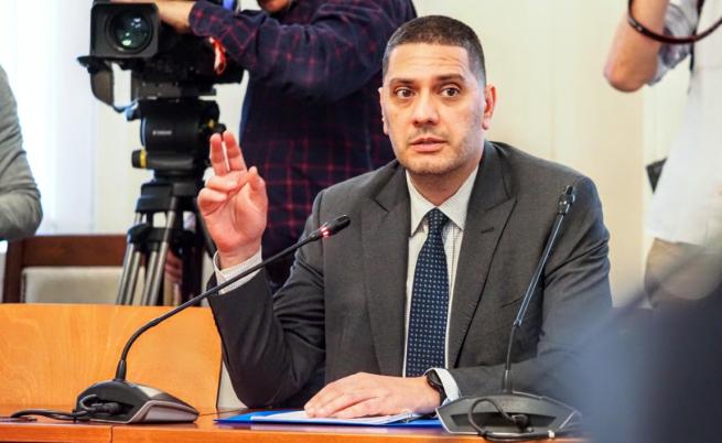 Гаджев: Правителствата на Радев са продали 262 имота