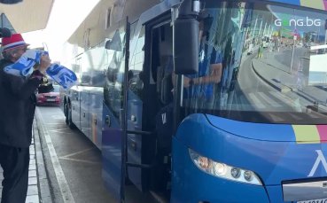 Левски замина за Баку