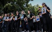 Пет месеца от трагедията в Кочани: Градът почита загиналите в дискотека „Пулс“