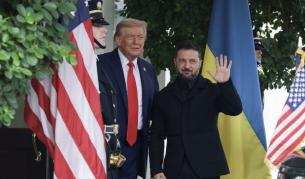 Изненадващият детайл от костюма на Зеленски за срещата с Тръмп
