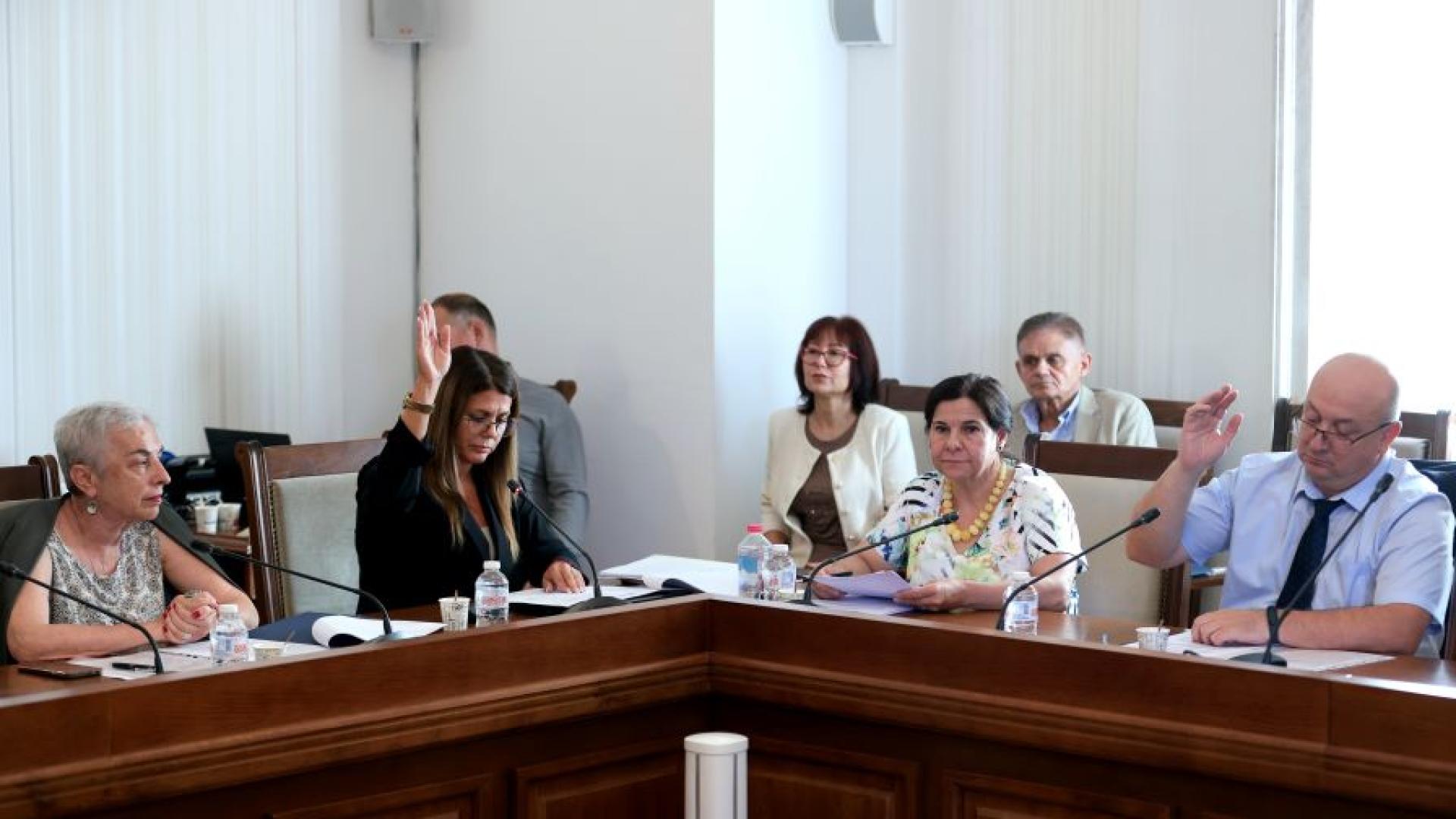 Кандидатите за членове на Комисията за противодействие на корупцията КПК