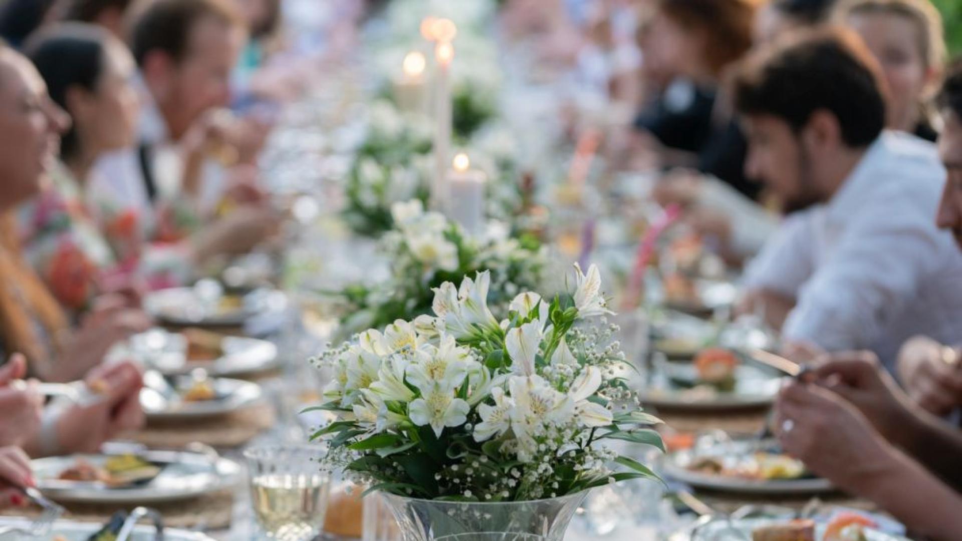 Хранително отравяне е причината за 256 заболели и 99 хоспитализирани