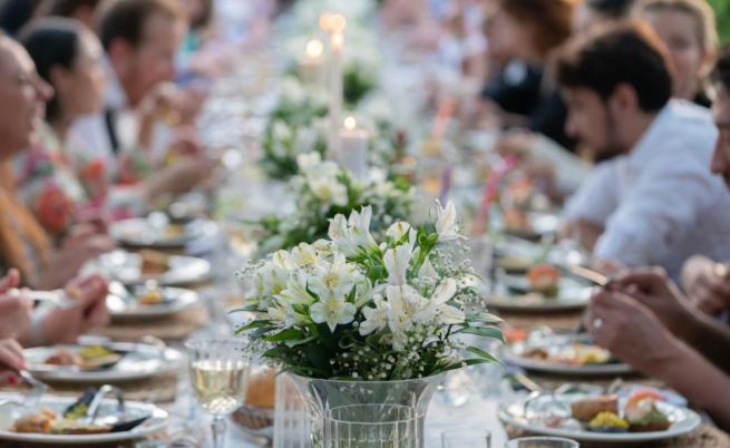 256 души са с хранително отравяне след сватба край Сливен