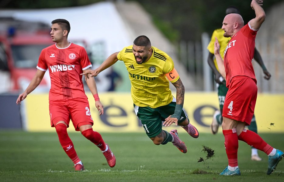 Добруджа Ботев Враца1