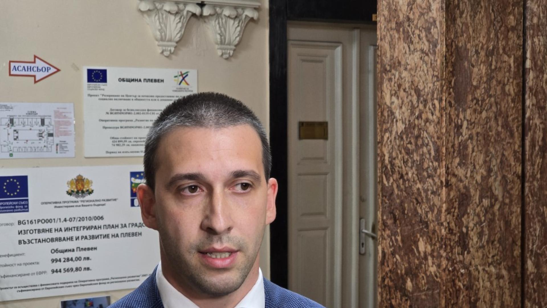 Ако премиерът ми поиска оставката бих я подал каза пред