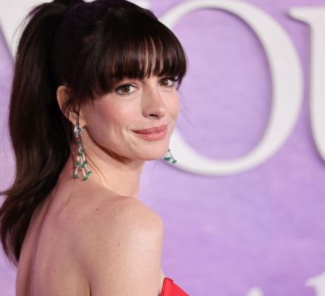 По време на снимки на дългоочакваното продължение Дяволът носи Прада