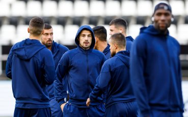 НА ЖИВО: АЗ Алкмаар 2:0 Левски, кошмарно начало за 