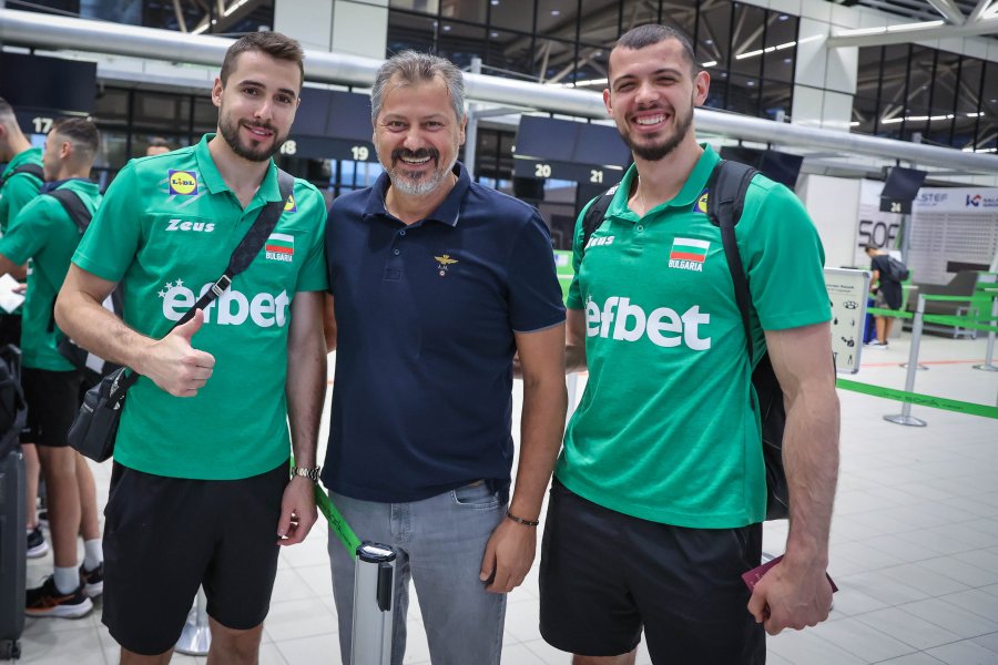 Българският национален отбор по волейбол замина за Световното първенство1